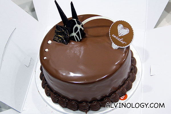 3 x 15cm Emicakes' Choco Truffle Dream Giveaway on Alvinology.com! - Alvinology