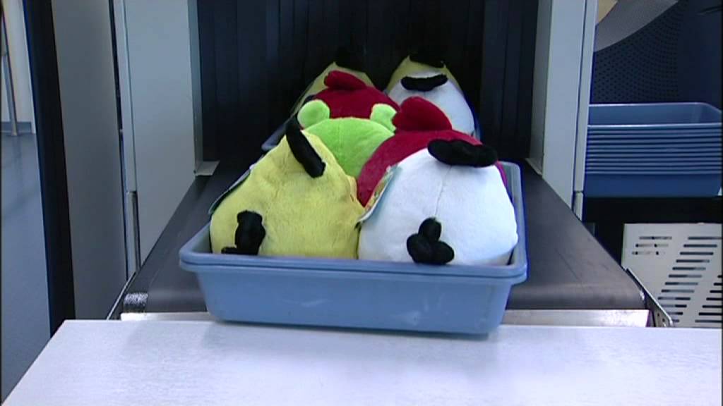 Angry Birds Going Through Airport Security... For Finnair Flight to Singapore - Alvinology