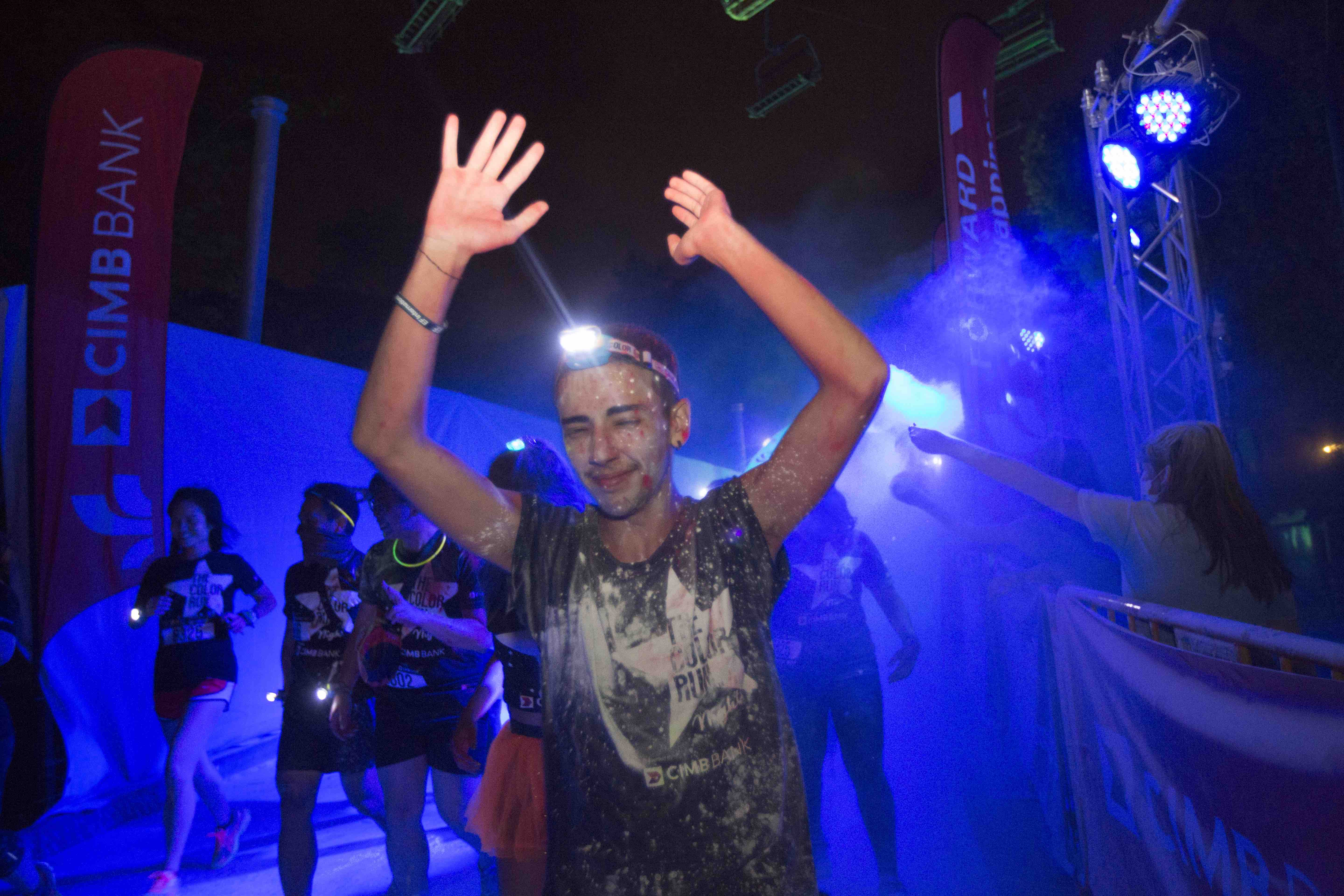 The Color Run Night Edition was a blast in Singapore for runners of all ages - Alvinology