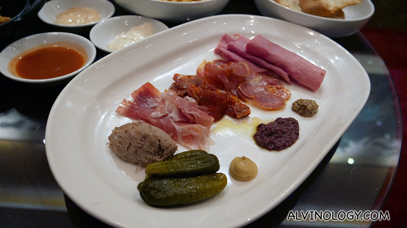Weekend Staycation at Singapore Marriott Tang Plaza Hotel in the heart of Orchard Road Weekend Staycation at Singapore Marriott Tang Plaza Hotel in the heart of Orchard Road - Alvinology