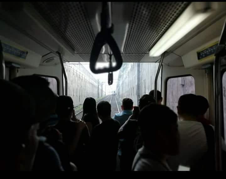 If you think the SMRT is bad, wait until you see the Philippines' MRT 3 problems If you think the SMRT is bad, wait until you see the Philippines' MRT 3 problems - Alvinology