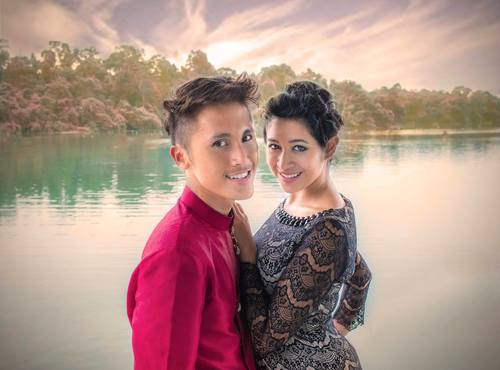 Singapore YouTube sensation, Munah & Hirzi, says goodbye to YouTube after 10 years, holds one night only show - Alvinology