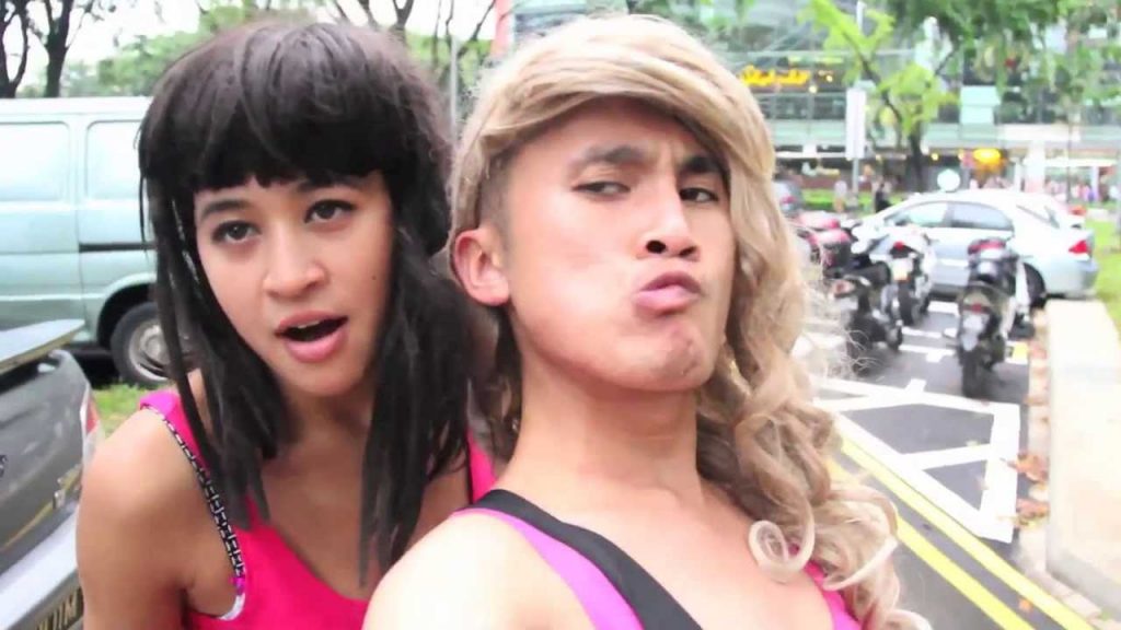 Singapore YouTube sensation, Munah & Hirzi, says goodbye to YouTube after 10 years, holds one night only show - Alvinology