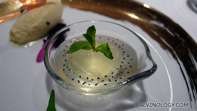 Chilled coconut Ai-Yu jelly