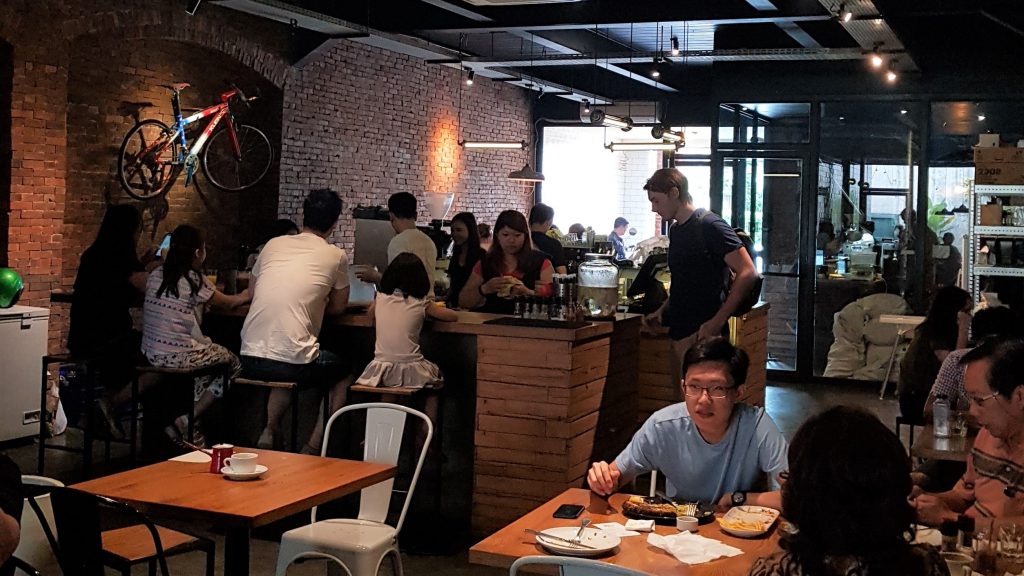 Cultural Journey Through Jakarta and Bandung : 3 Things You Have To Experience - Alvinology