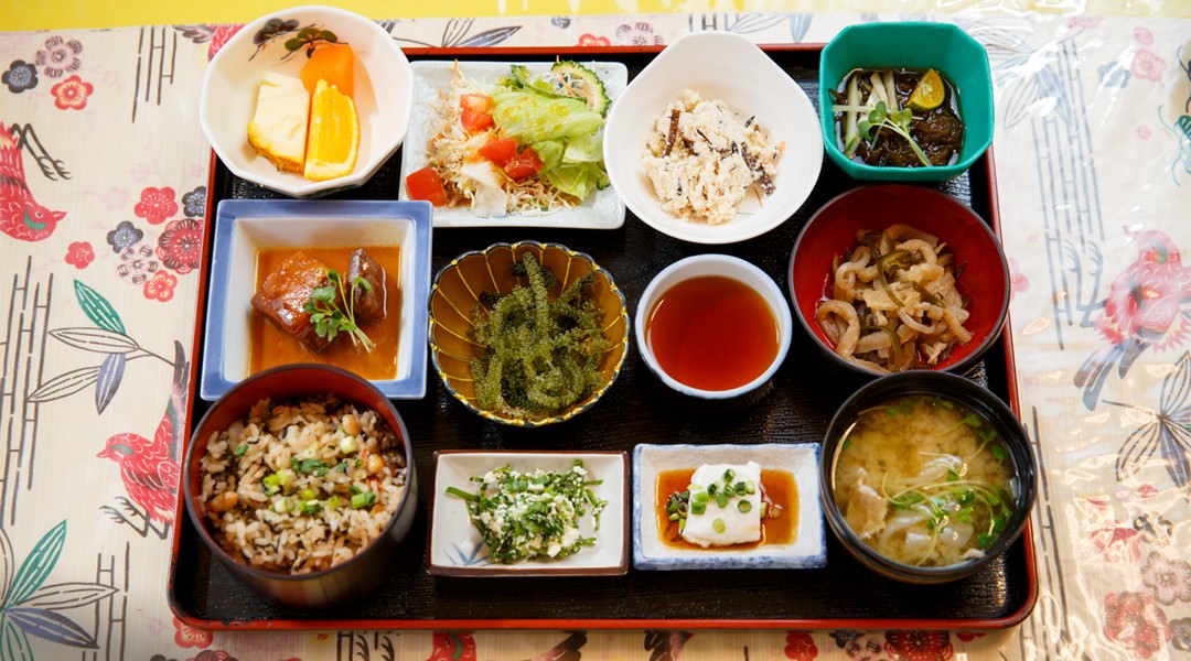 [Sponsored Post] Live Nuchigusui - Okinawa's secret to longevity - Alvinology