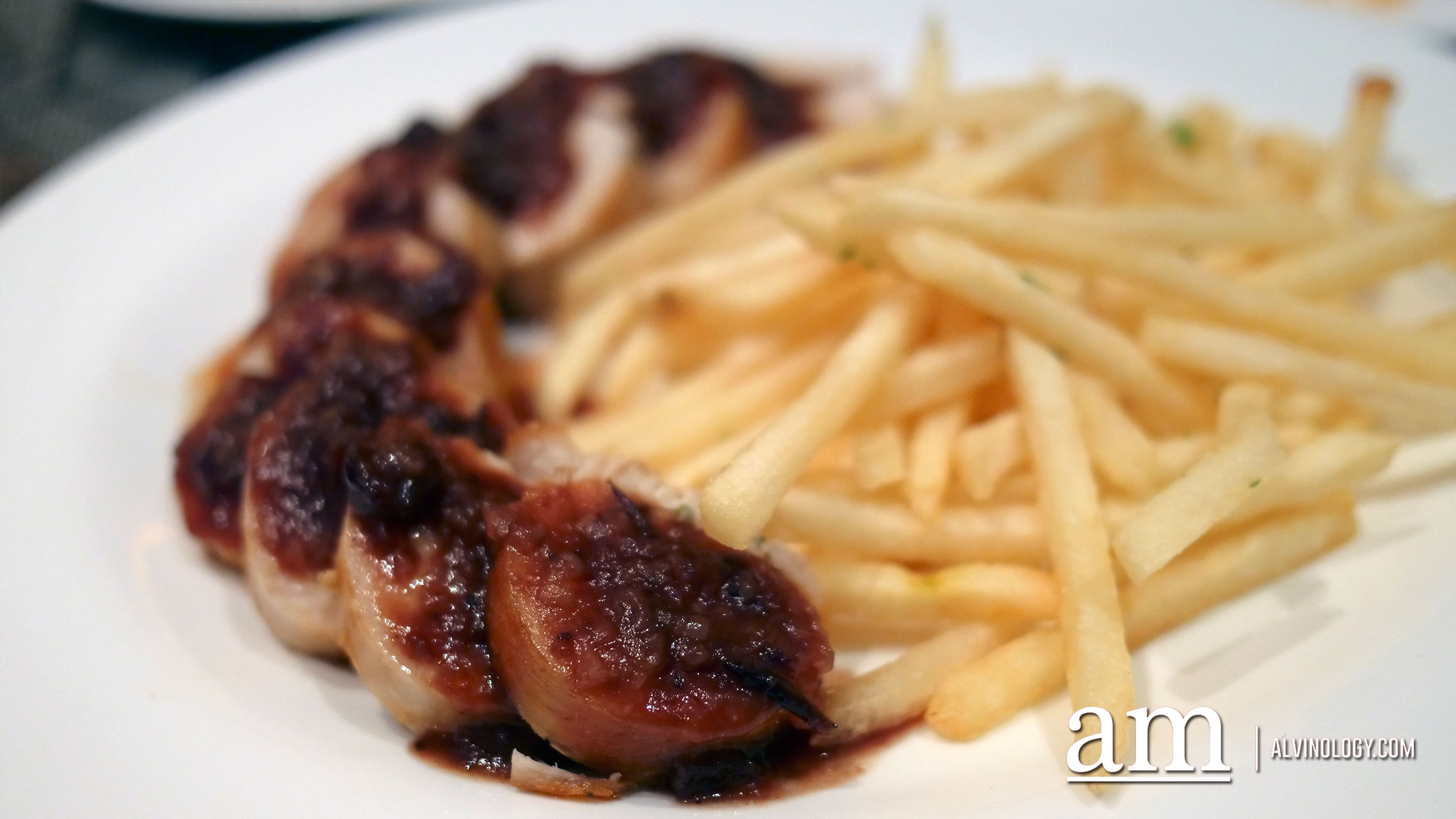 Chicken with fries 