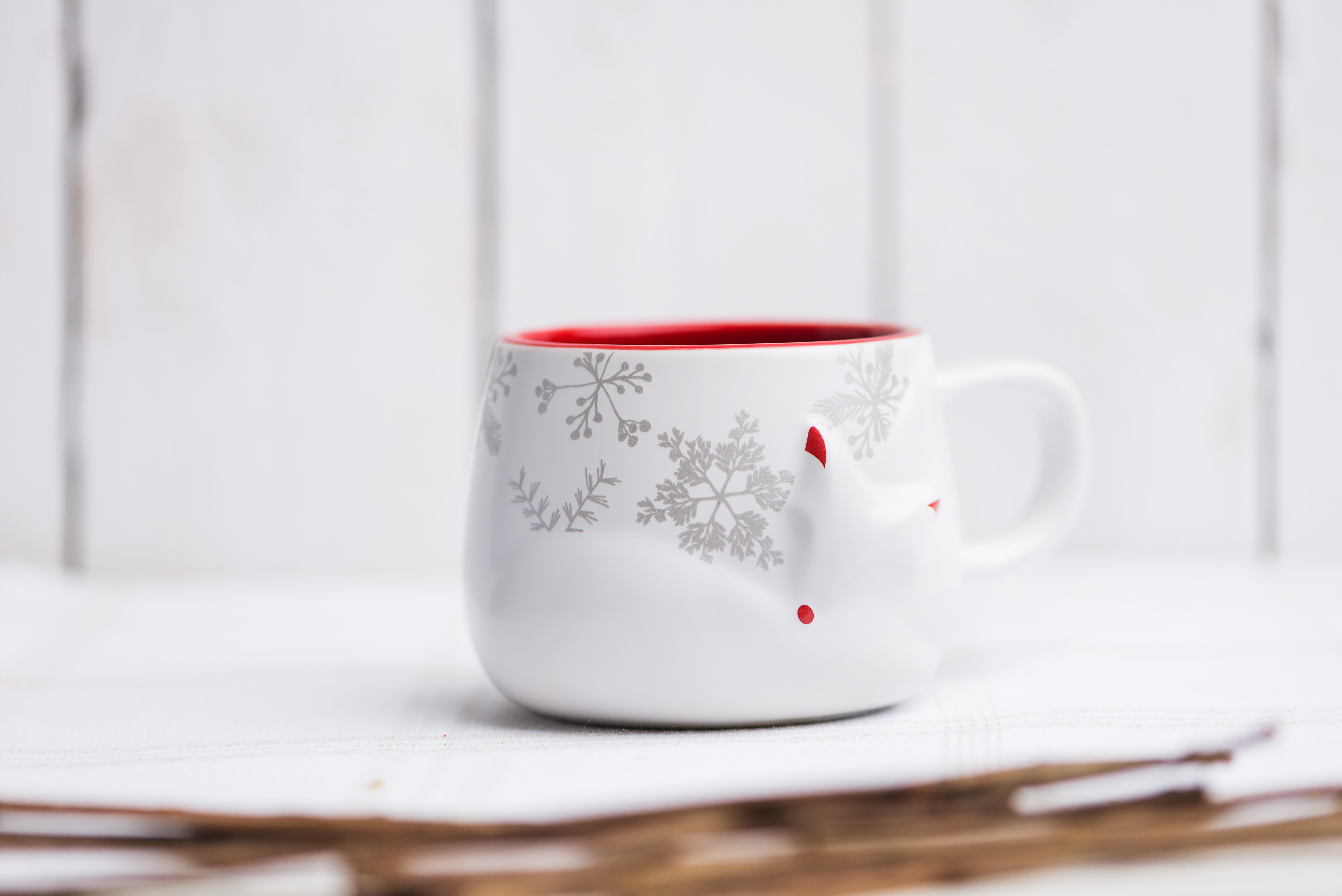 Starbucks adds Christmas Tree Dark Mocha and even more giftables to its holiday drinks lineup Starbucks adds Christmas Tree Dark Mocha and even more giftables to its holiday drinks lineup - Alvinology