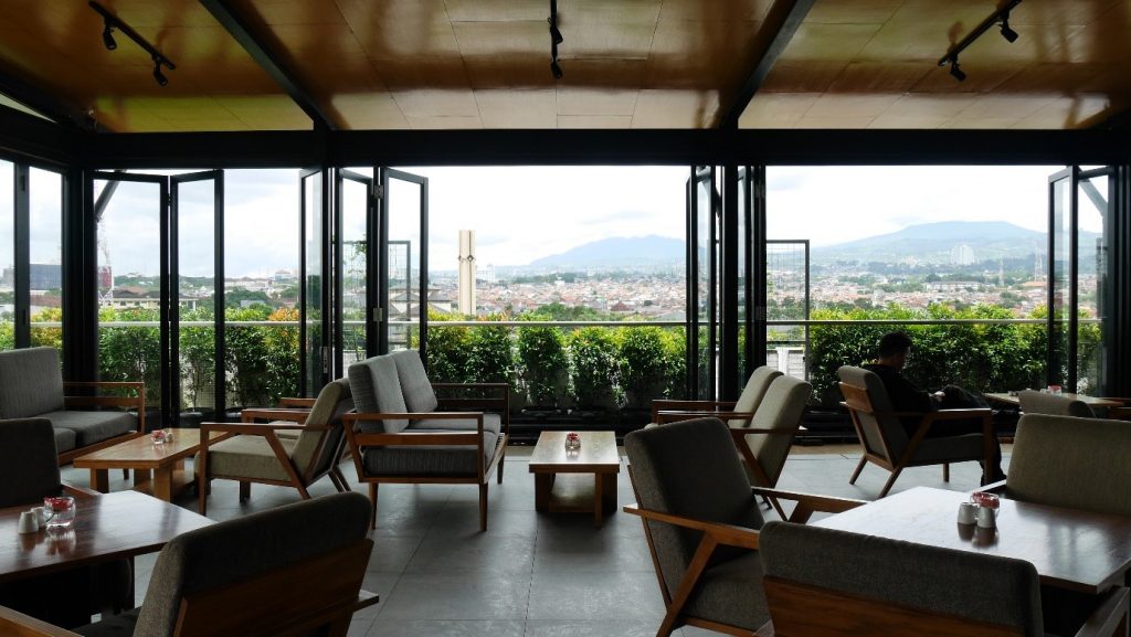 Cultural Journey Through Jakarta and Bandung : 3 Things You Have To Experience - Alvinology