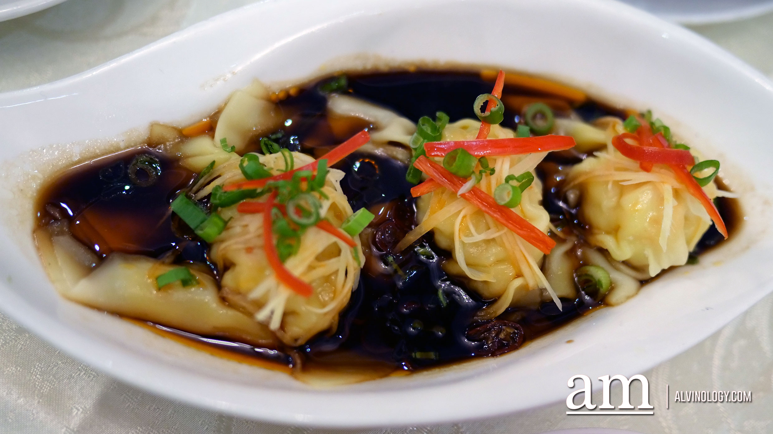 This creative interpretation of 火鸡 (Chinese for turkey) is available for just S$1 at Dragon Bowl Poached Northern Mala Dumpling (北方麻辣饺) - S$4.30