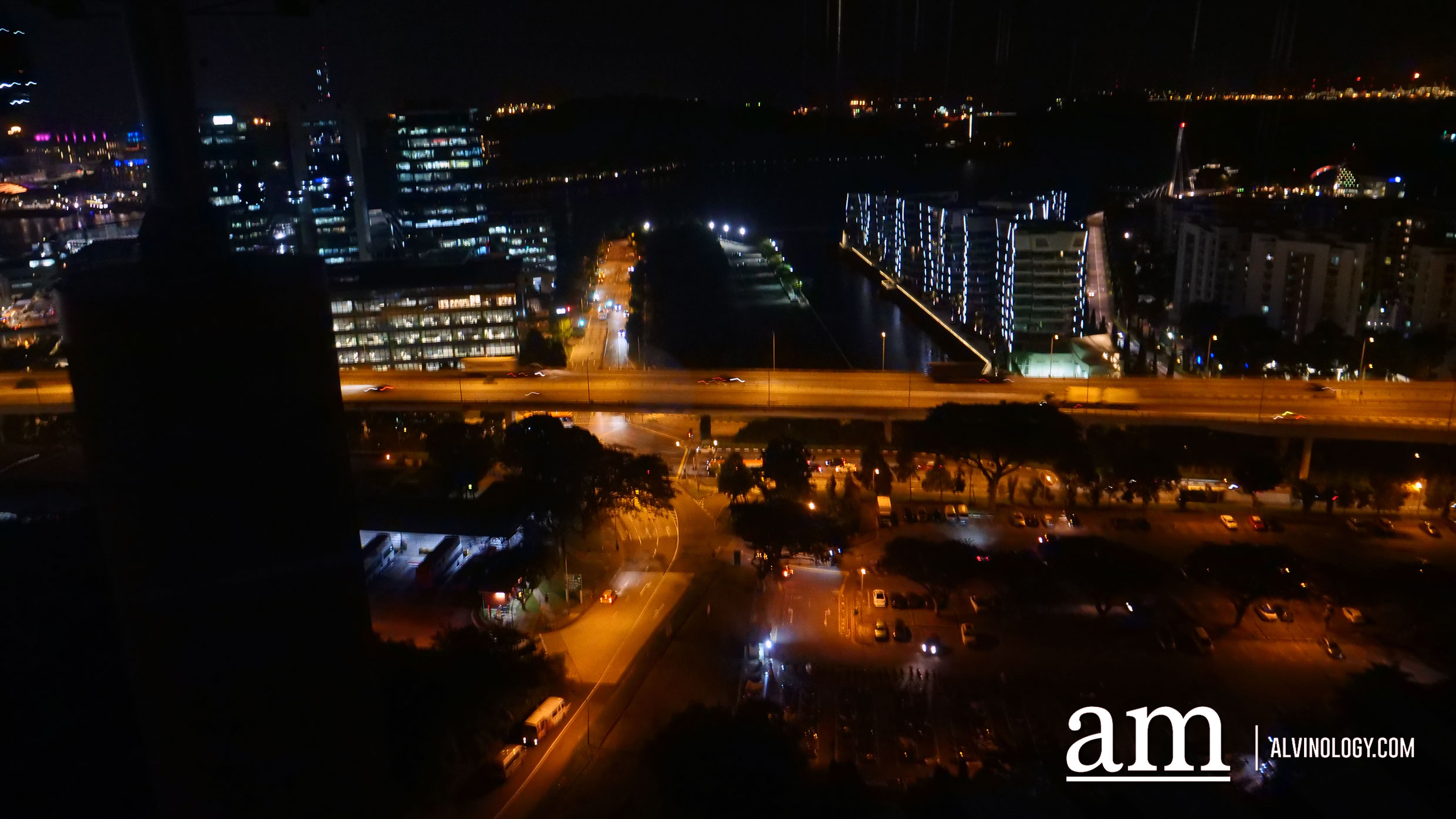 End 2017 on a high note, dining in a cable car from Faber Peak with prices starting from $298 per couple - Alvinology