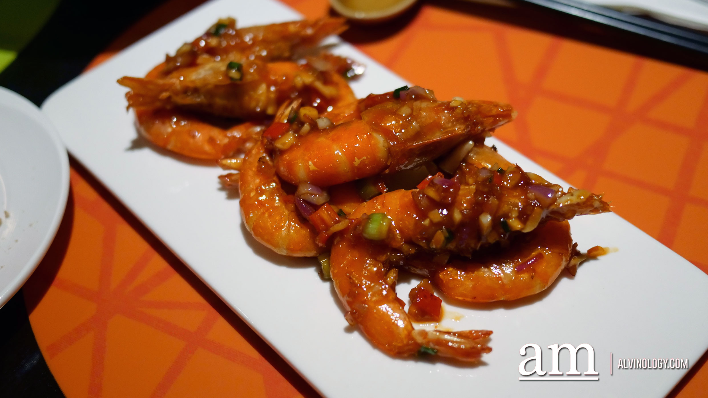 Wok-fried Prawn with Special Sauce