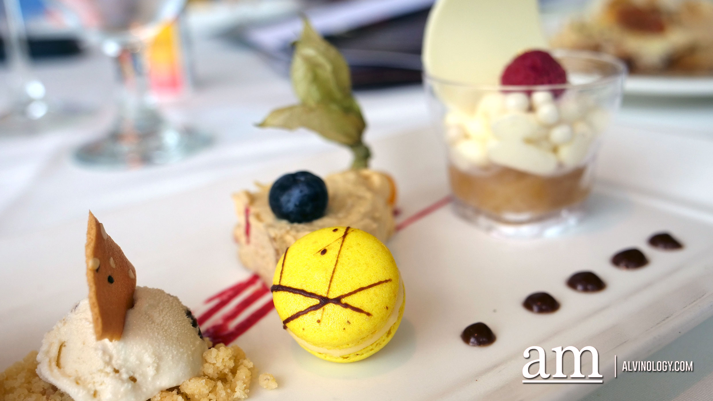 Valrhona Opaly’s Ganache and Pineapple-Banana Compote