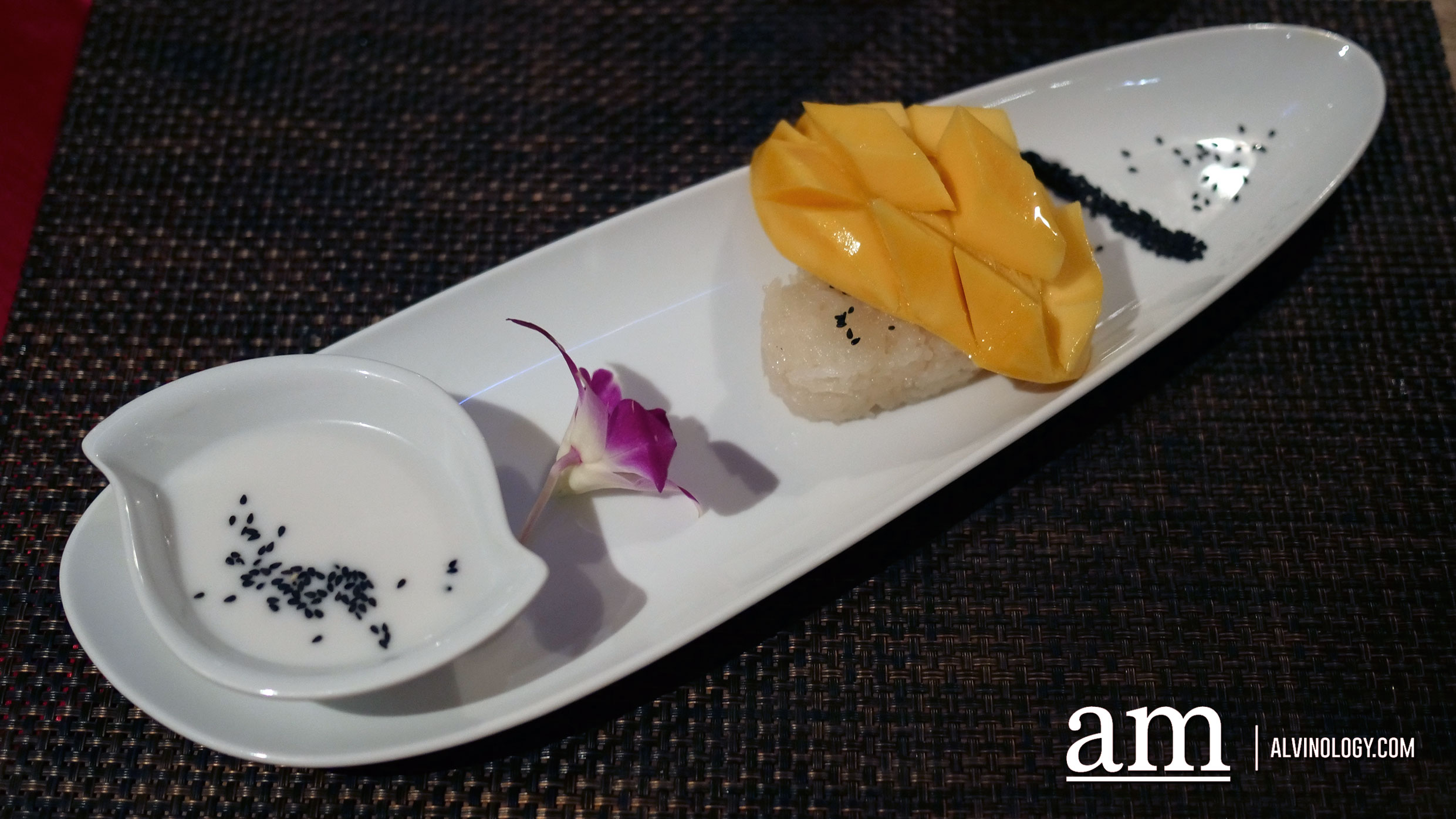 Mango with sticky rice 