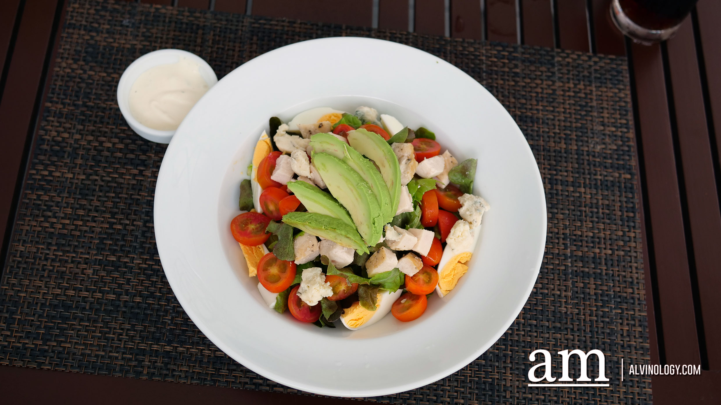 Cobb Salad (THB 289) - Chicken, blue cheese, avocado, romaine lettuce, tomato, hard-boiled egg with French dressing