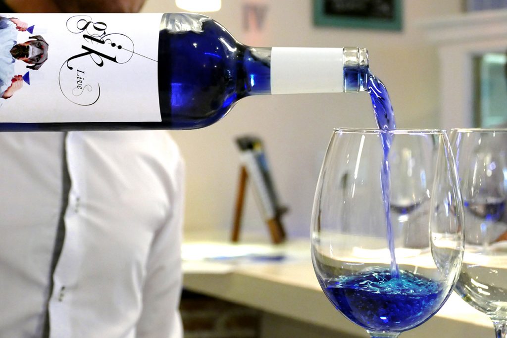 Gïk is the newest blue-colored wine on the scene - Alvinology