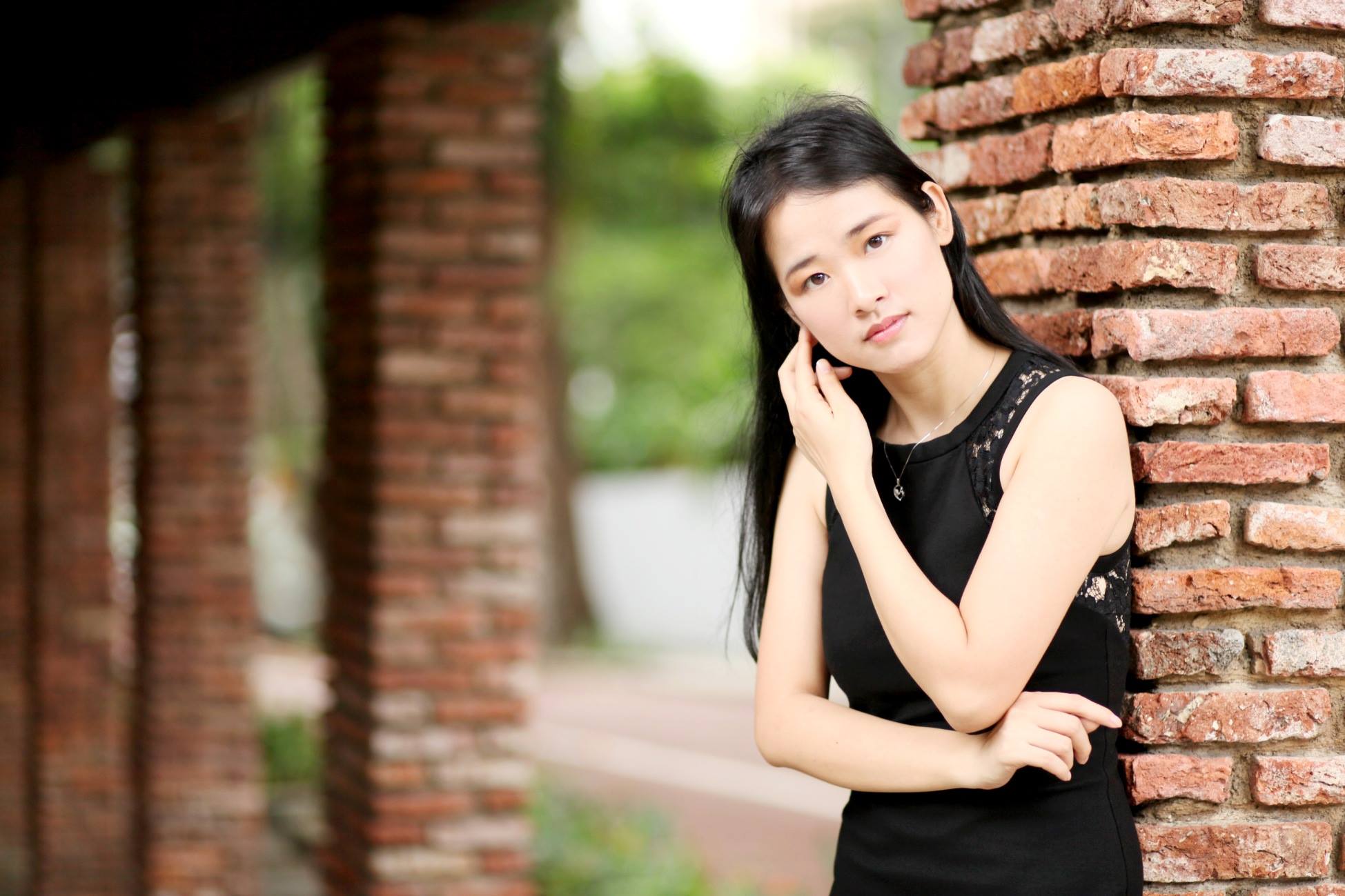 Model says she will reject projects that pay $40 to $100 and netizens react - Alvinology