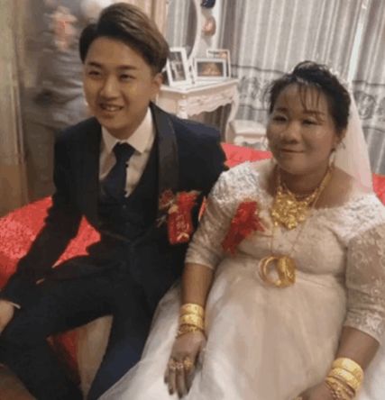 23-year-old Chinese guy marries a very rich 38-year-old bride and gets instant Ferrari, real estate lot and tons of cash - Alvinology