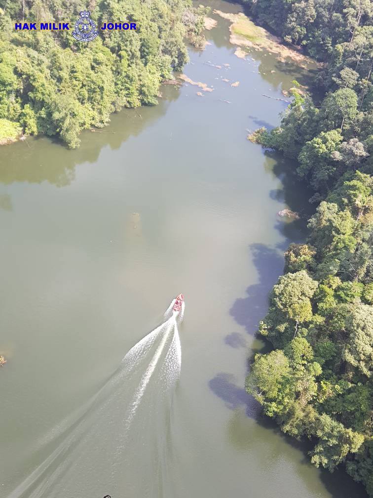 Two missing Singaporeans found after 3 days lost in Johor Bahu - Alvinology