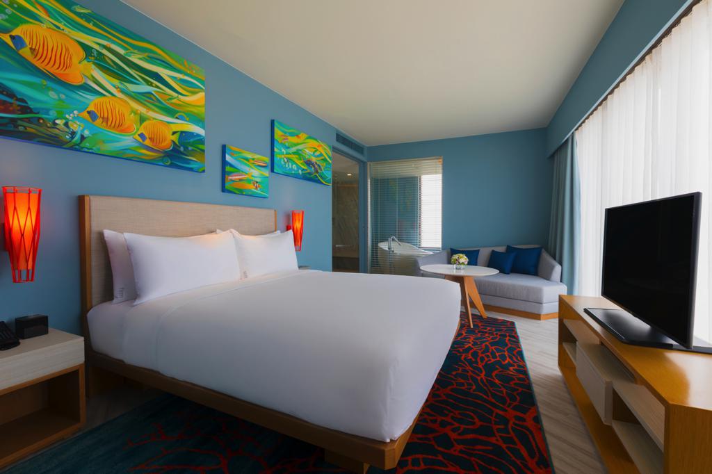 Holiday Inn Vana Nava Hua Hin is the brand's first water park resort in Asia Holiday Inn Vana Nava Hua Hin is the brand's first water park resort in Asia - Alvinology
