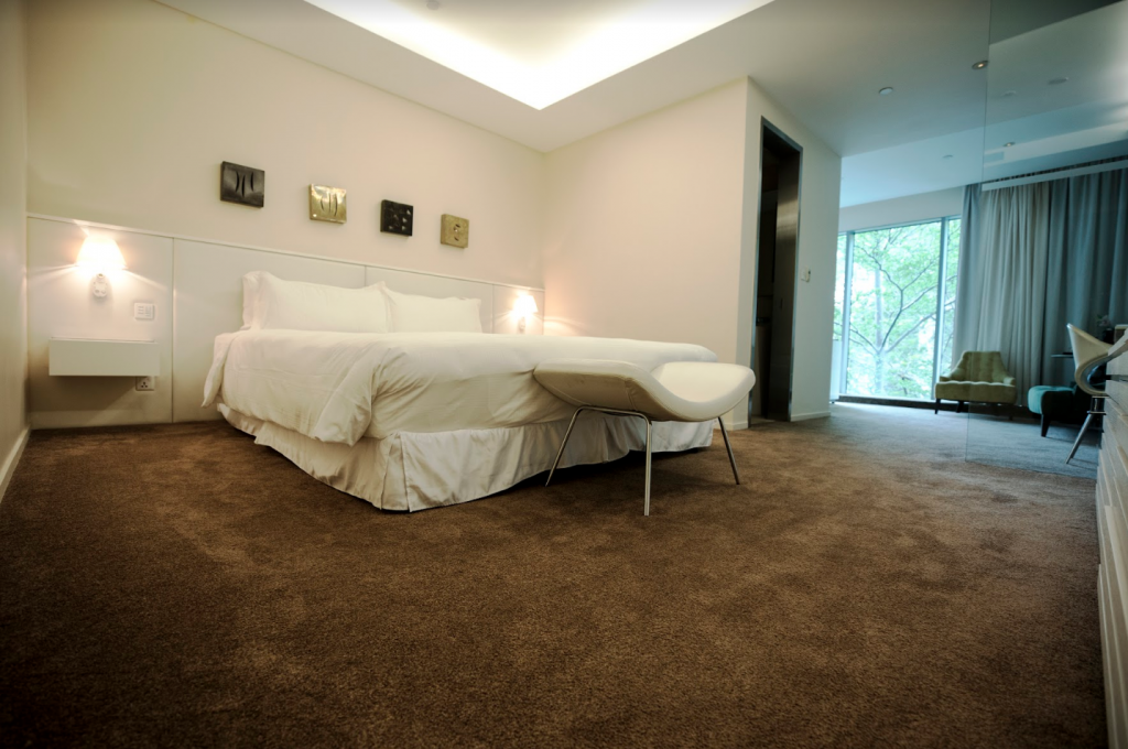Show Your Love with a Romantic Getaway at Klapstar Boutique Hotel - Alvinology