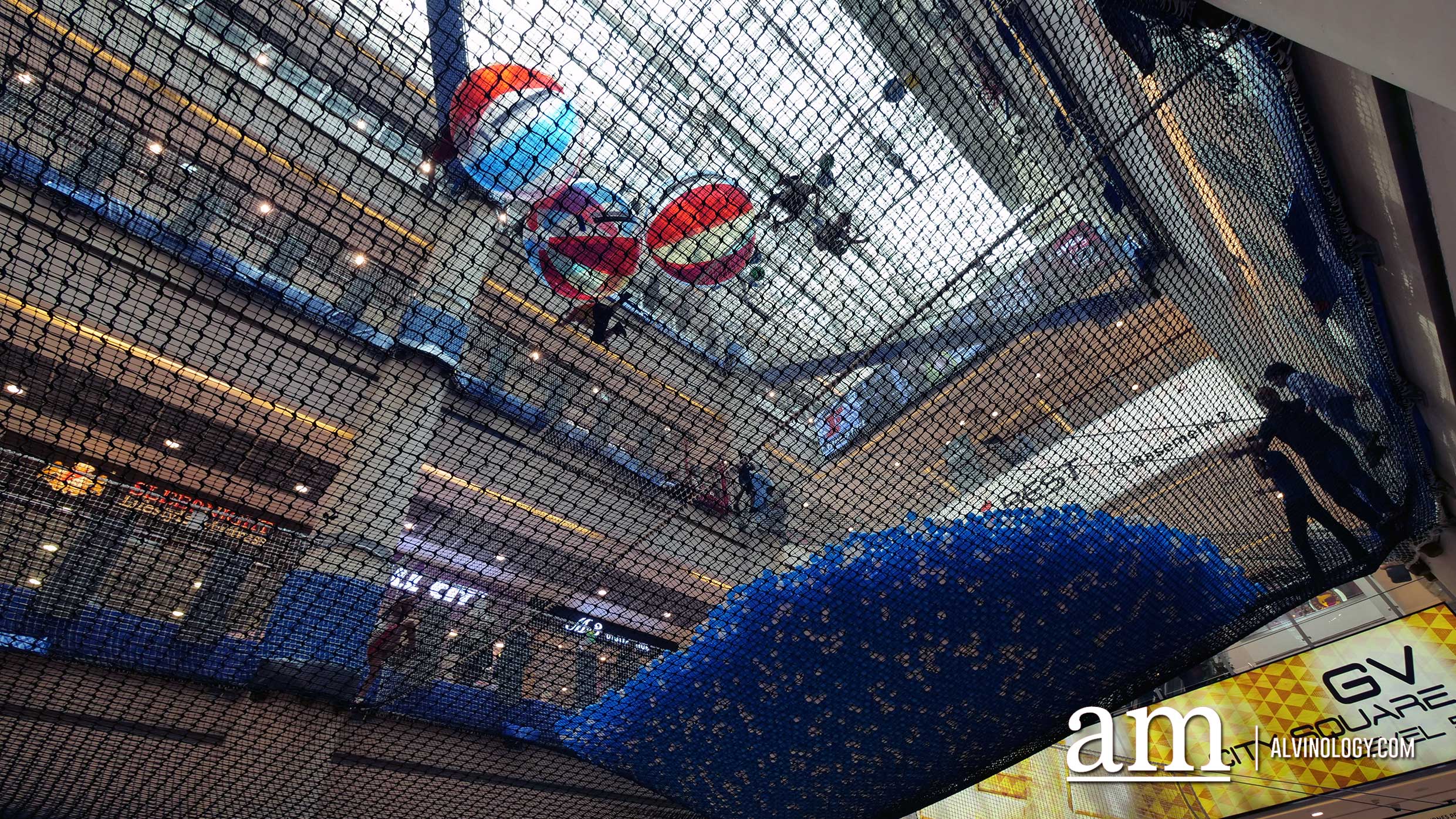 Airzone at City Square Mall - the world's first indoor suspended net playground - Alvinology