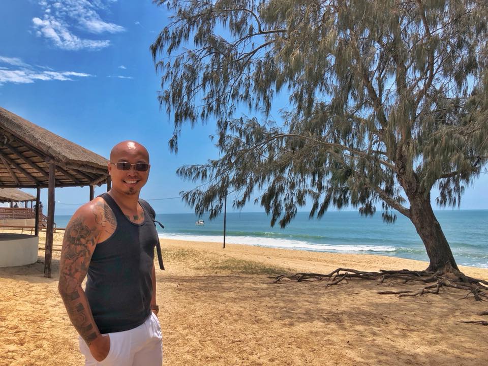 Travel writer says Singaporean passport is wasted on people who prefer to buy $1000 phones and Eurotrips - Alvinology