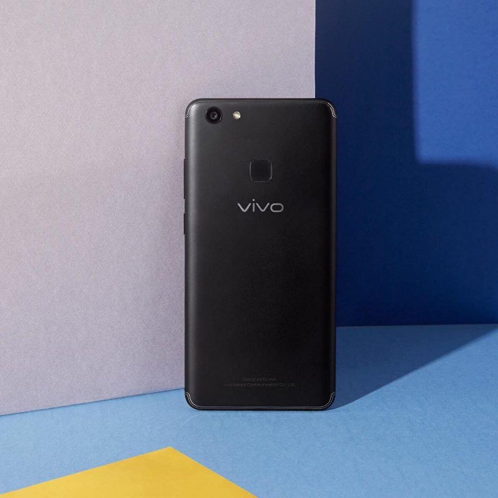 Vivo V7+ Review: Can this bezel-less beauty live up to its competition? - Alvinology