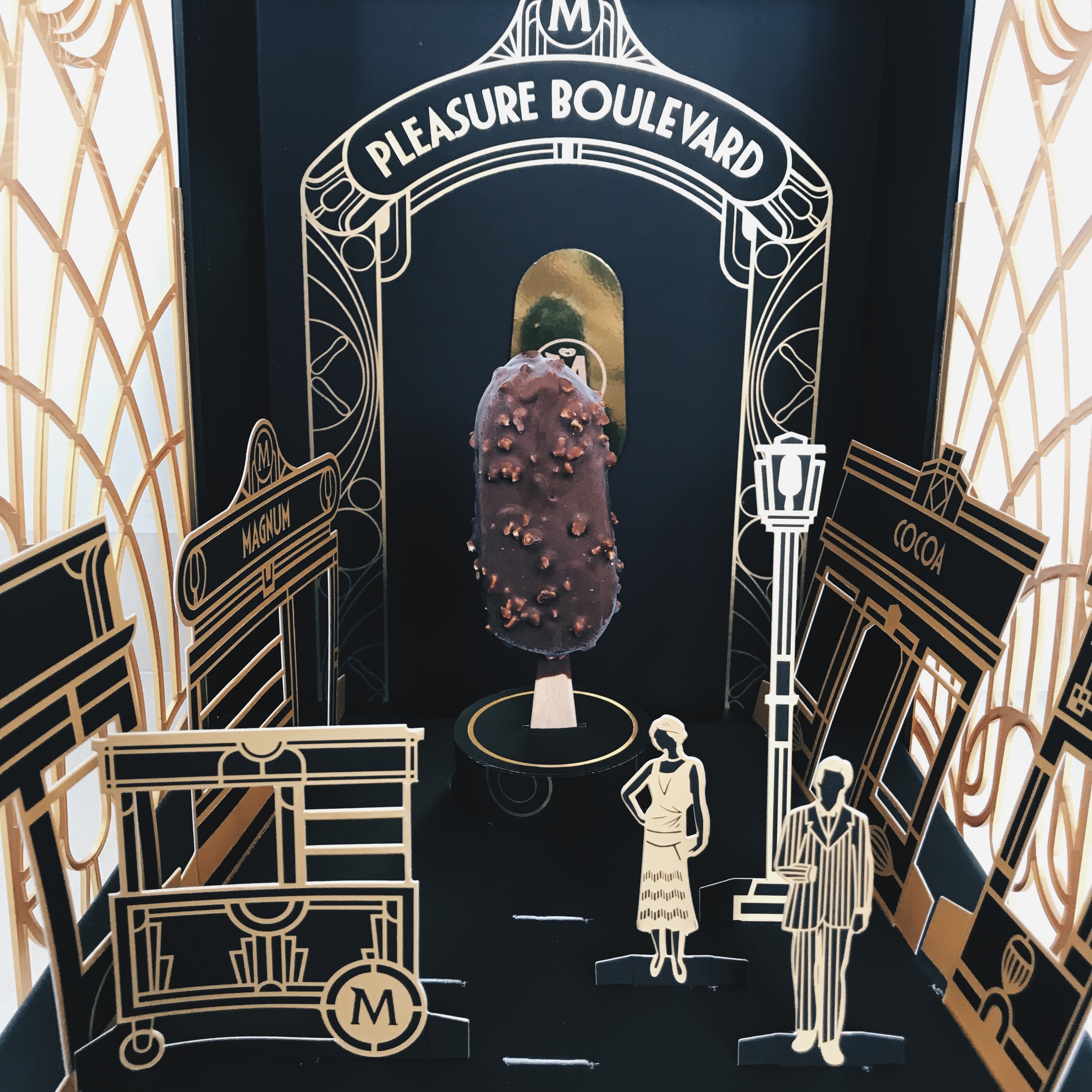 #TakePleasureSeriously with Chocolate and Hazelnut Praliné Magnum #TakePleasureSeriously with Chocolate and Hazelnut Praliné Magnum - Alvinology
