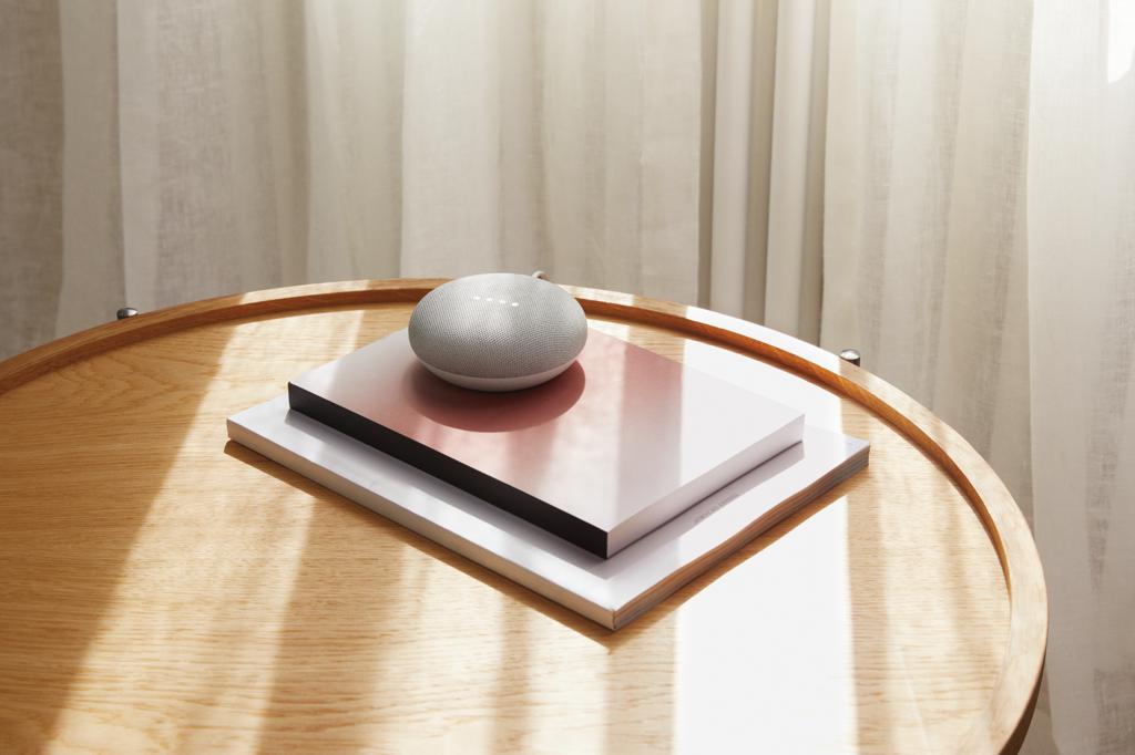 Google Home is here, and can be your assistant with a single "Okay Google" Google Home is here, and can be your assistant with a single "Okay Google" - Alvinology
