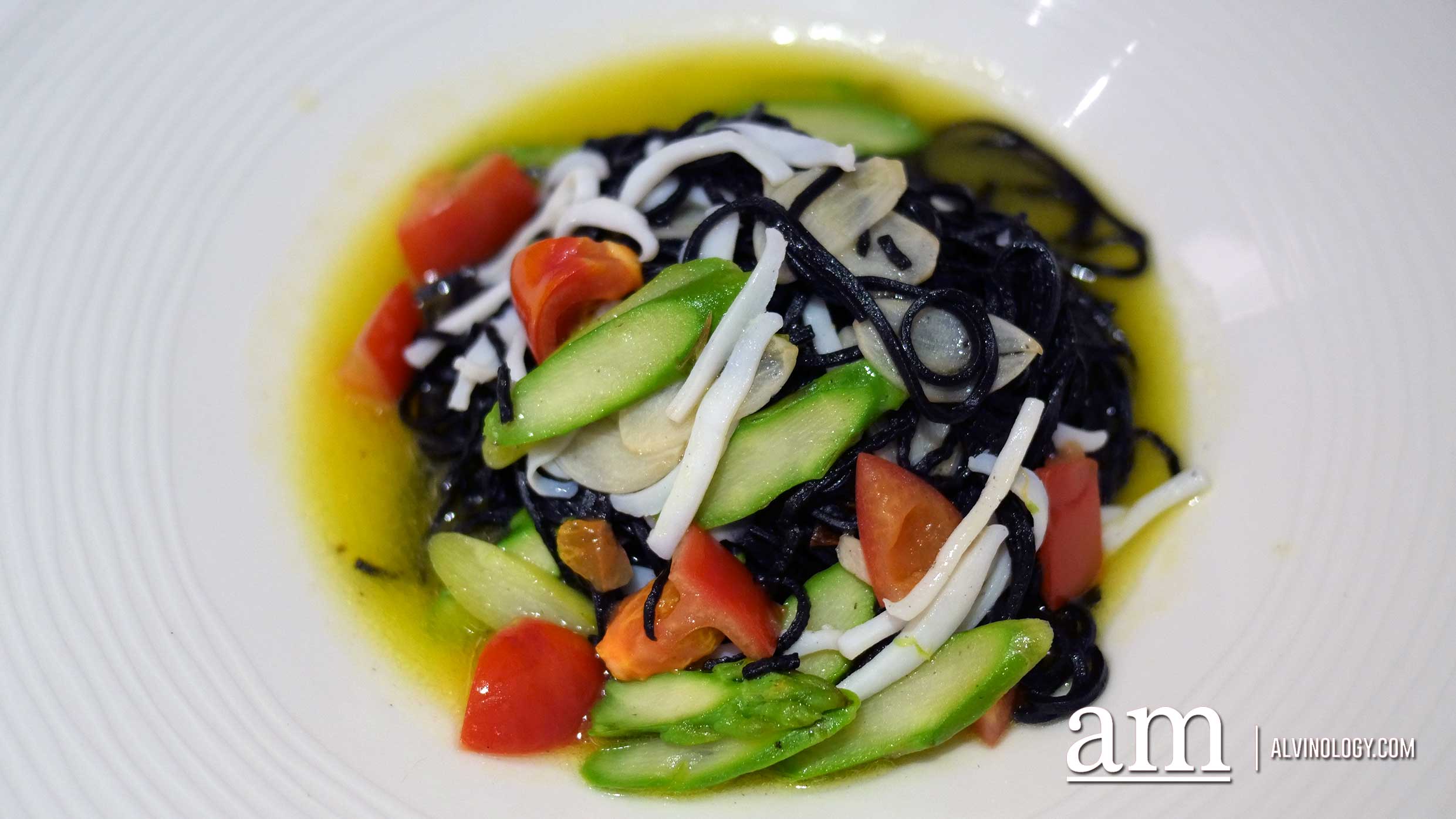 Caffé B is now at Club Street and with a Refreshed Menu - Bigger and Better Squid Ink Spaghetti served with Squid Shreds, Tomatoes and Asparagus
