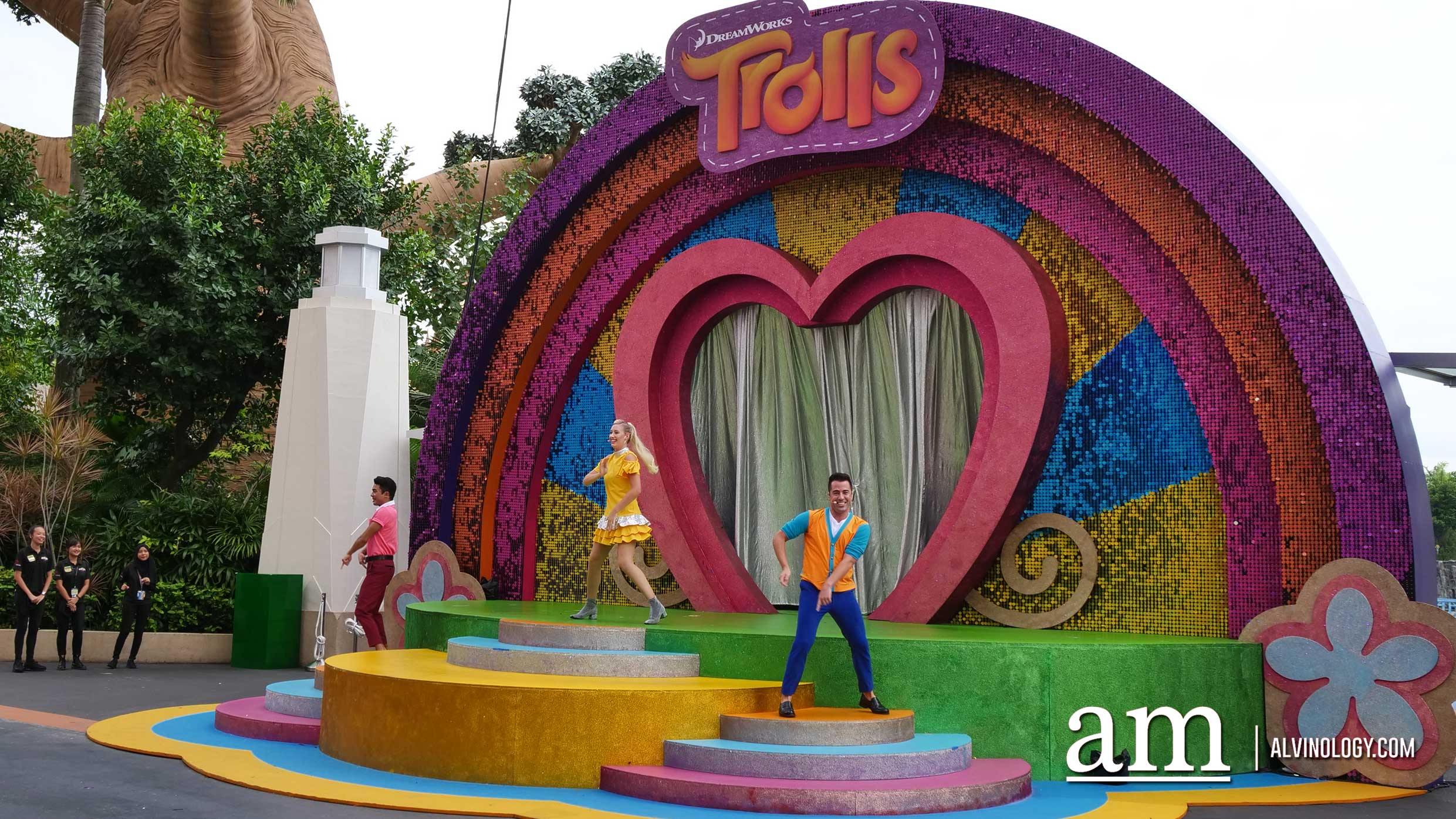 The Trolls have invaded Universal Studios Singapore to create a TrollsTopia The Trolls have invaded Universal Studios Singapore to create a TrollsTopia - Alvinology