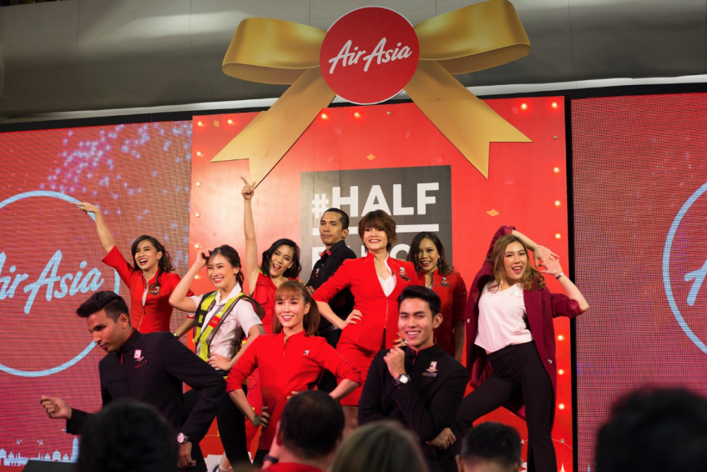 Air Asia Celebrates Half A Billion Guests Flown with lifetime of free flights - Alvinology