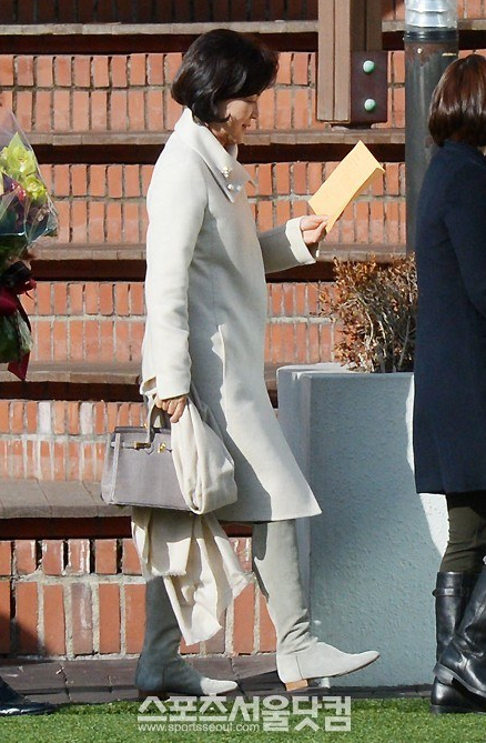 Asian women with famous Hermès Birkin bag collections - Alvinology