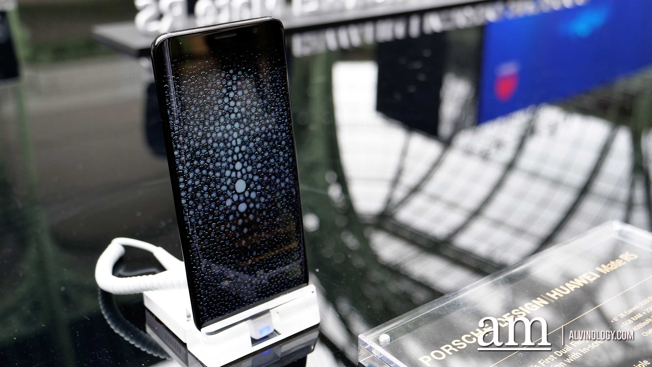 World's most expensive smartphone - PORSCHE DESIGN HUAWEI Mate RS is now available in Singapore World's most expensive smartphone - PORSCHE DESIGN HUAWEI Mate RS is now available in Singapore - Alvinology