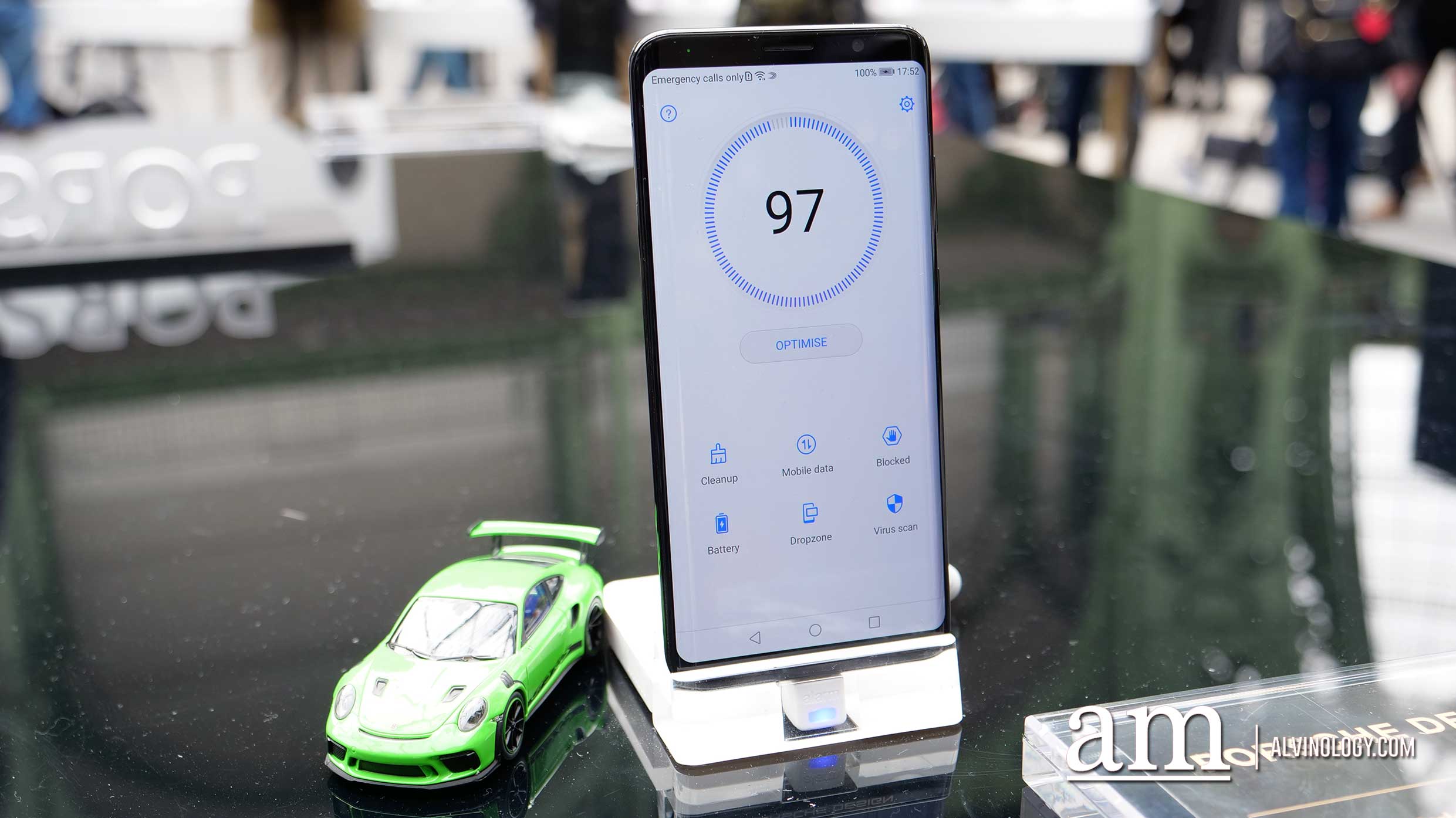World's most expensive smartphone - PORSCHE DESIGN HUAWEI Mate RS is now available in Singapore World's most expensive smartphone - PORSCHE DESIGN HUAWEI Mate RS is now available in Singapore - Alvinology