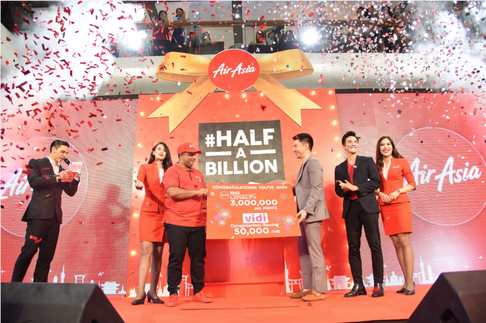 Air Asia Celebrates Half A Billion Guests Flown with lifetime of free flights - Alvinology