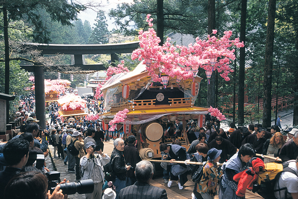 Nikko Festival in Japan features Grand Heike and Archery Event - Alvinology