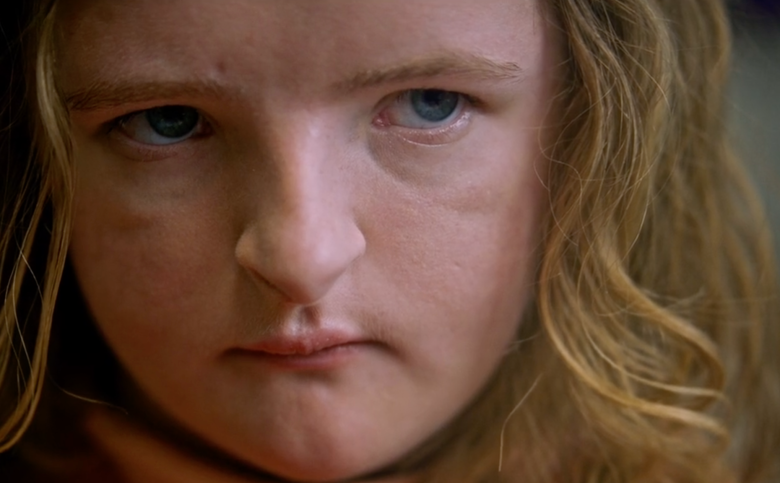 [Movie Review] Hereditary (2018) is truly scary without using cheap scares - Alvinology