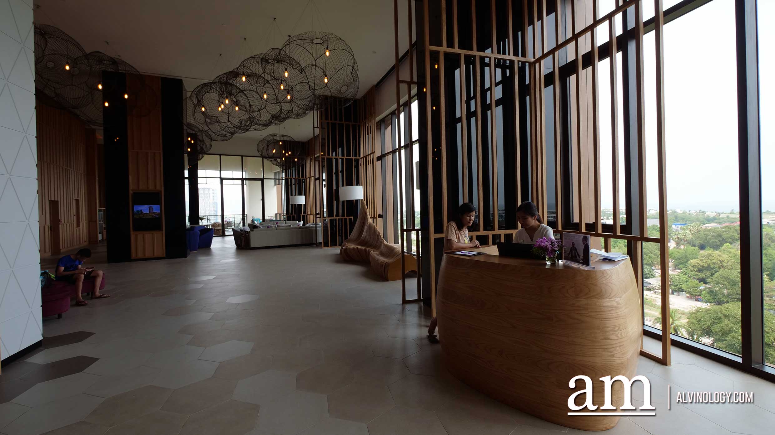 [Hotel Review] Holiday Inn Resort Vana Nava Hua Hin - Alvinology