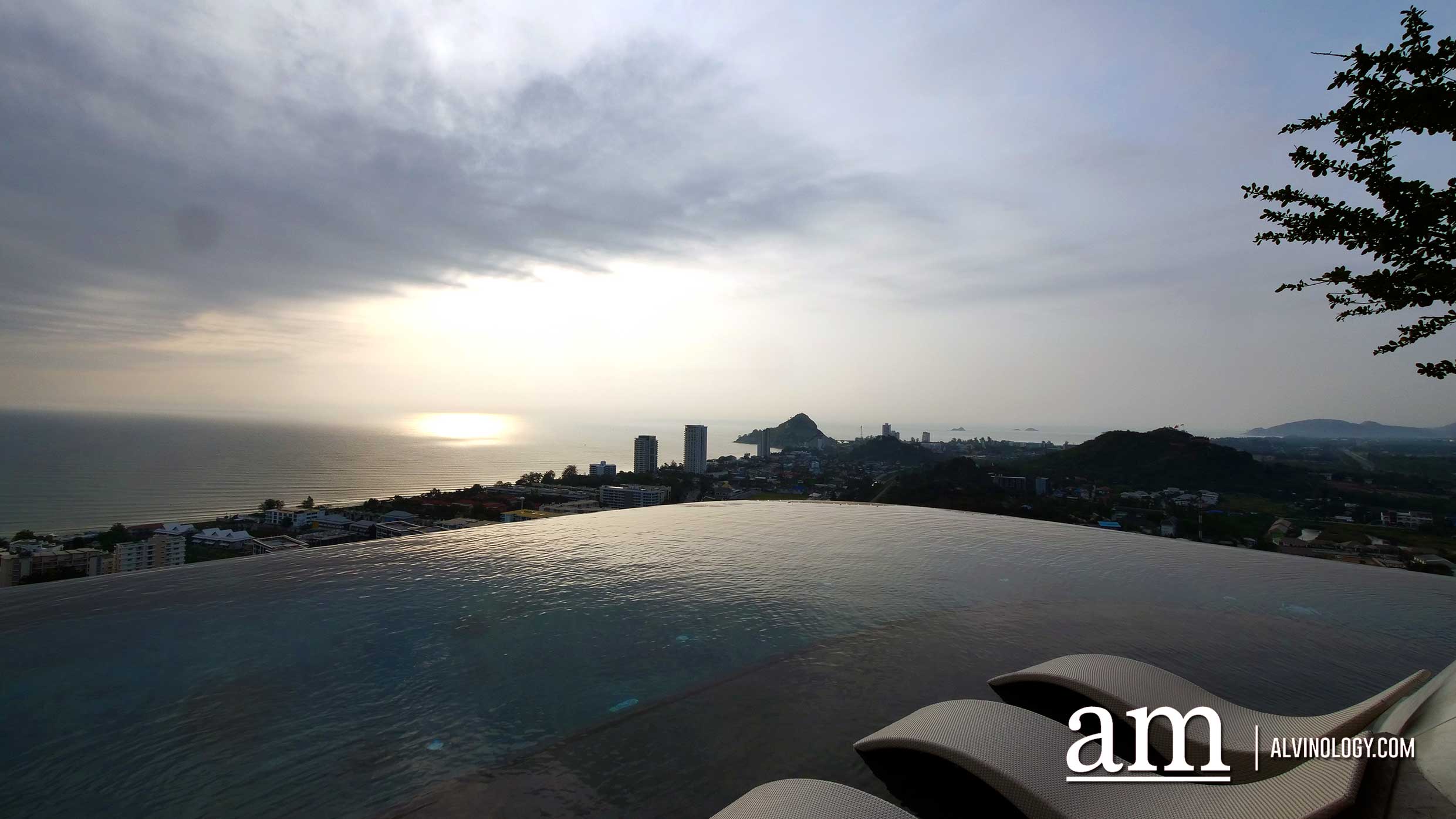 [Hotel Review] Holiday Inn Resort Vana Nava Hua Hin - Alvinology