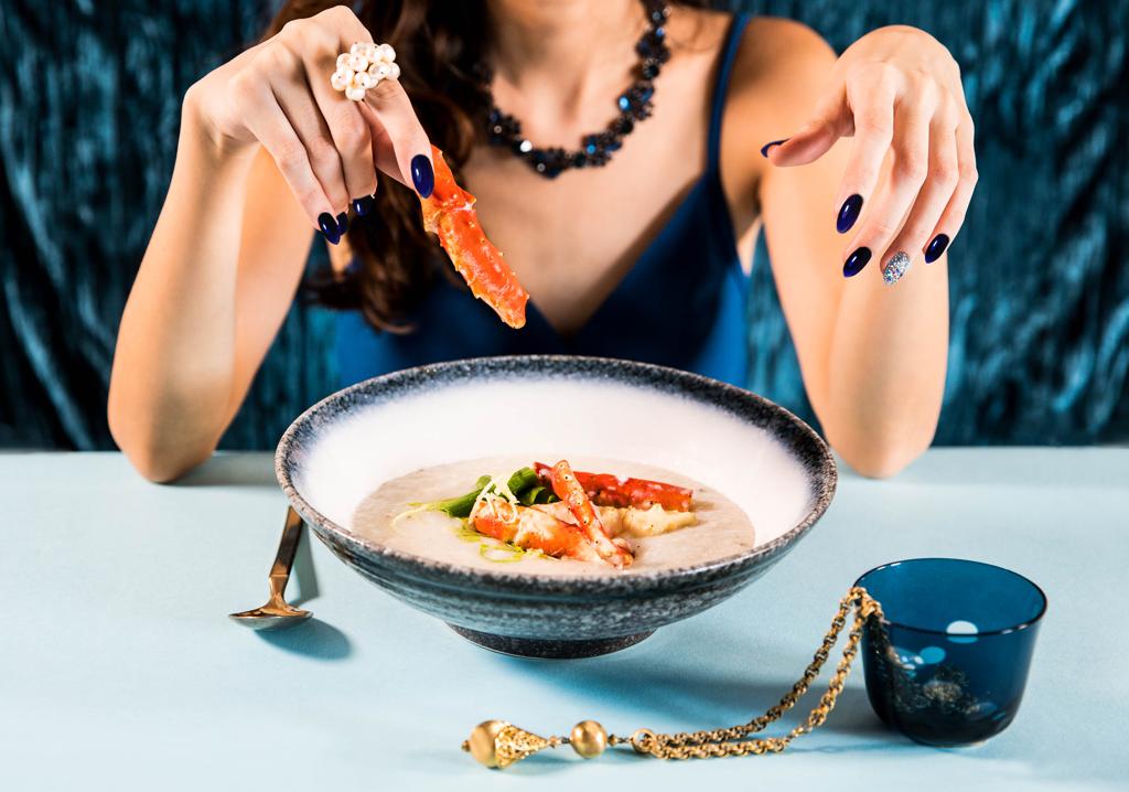 Order a Taste of the Upper Crust with Deliveroo’s Crazy Rich Foods - Alvinology