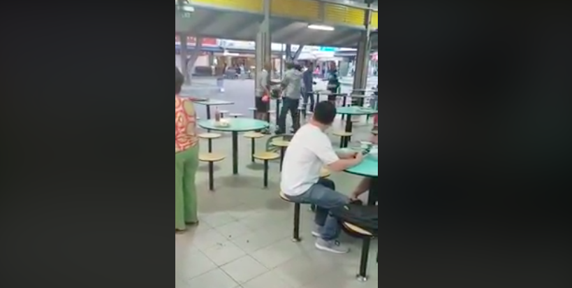 Toa Payoh Hawker Centre fight between elderly goes viral, police appeal for information - Alvinology
