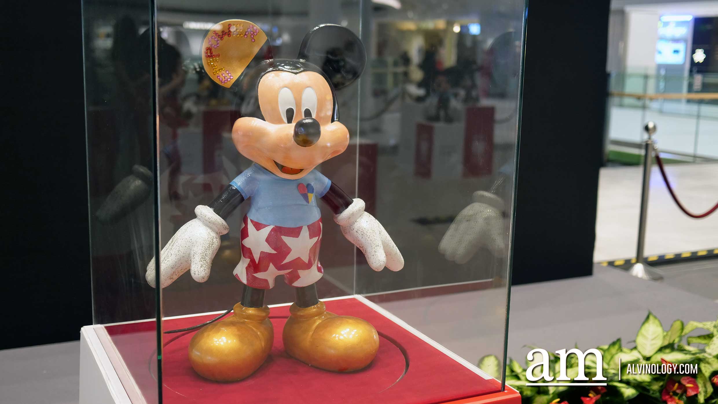 Check out these 90 Singapore-themed Mickey Mouse at Raffles City designed by celebrities like JJ Lin, Nathan Hartono, President Halimah Yaacob and more President Halimah Yacob's design