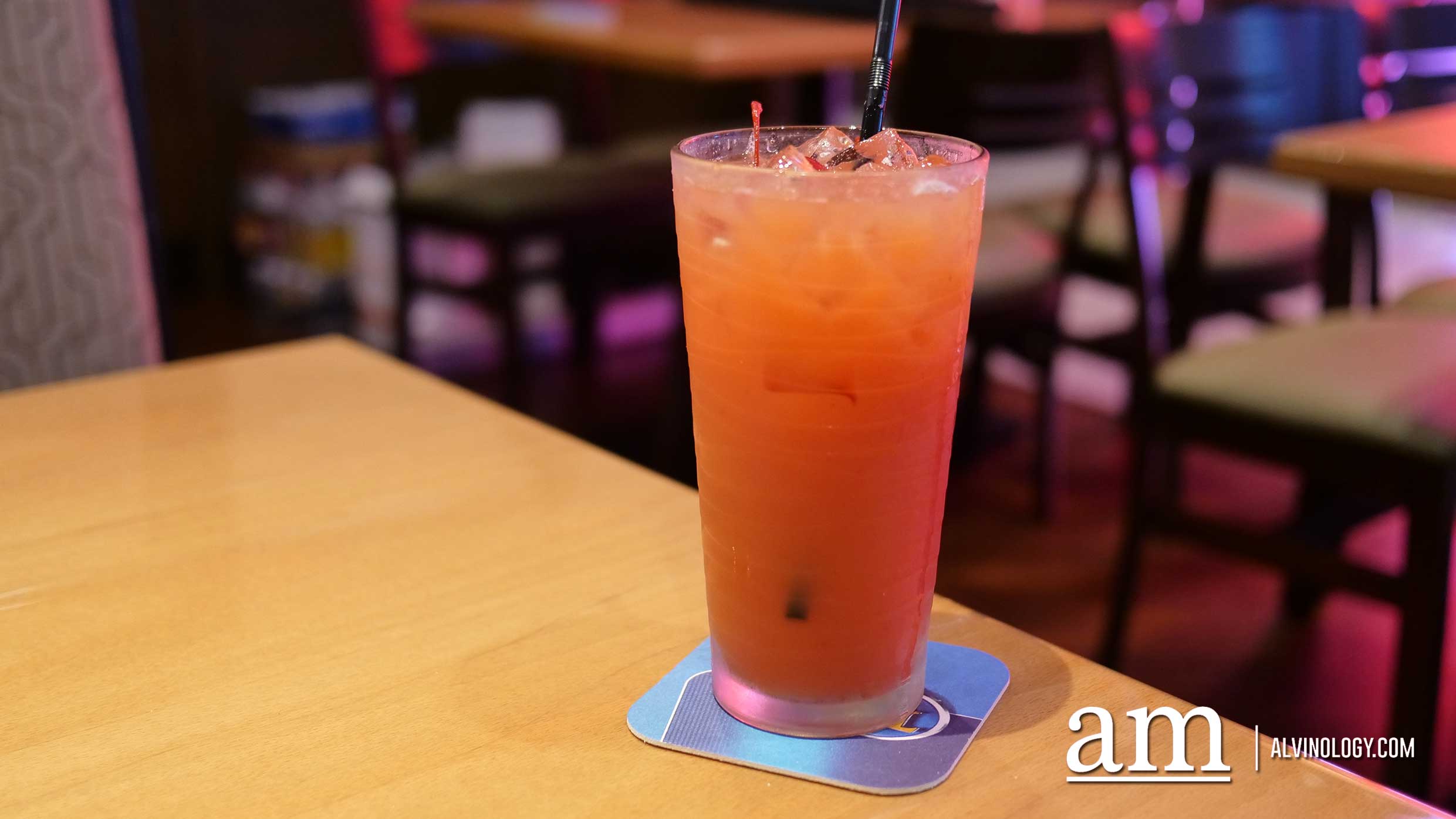 Cherry Limeade (S$7.90) - Sweet cherries, tart lime and a sparkle of Sprite® team up for this thirst-quenching summery drink.