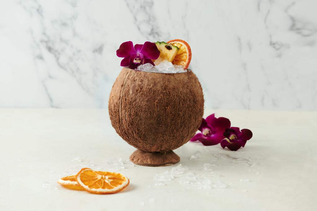 Old-world charm meets tropical chic at 1927 - SO/ Sofitel Singapore’s new rooftop pool & bar Old-world charm meets tropical chic at 1927 - SO/ Sofitel Singapore’s new rooftop pool & bar - Alvinology