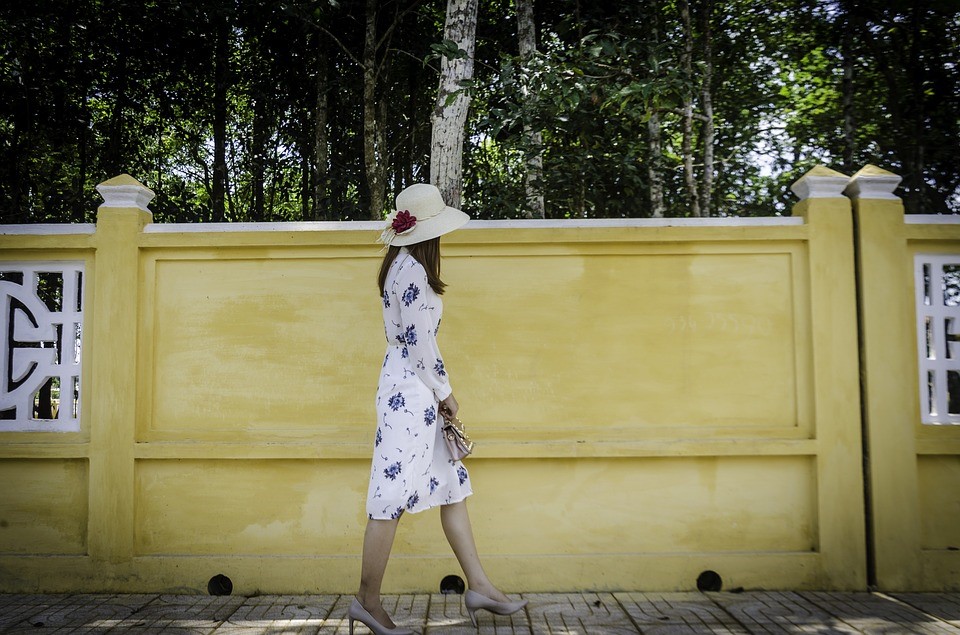 Tips for Women Travelling to Europe Alone - Alvinology