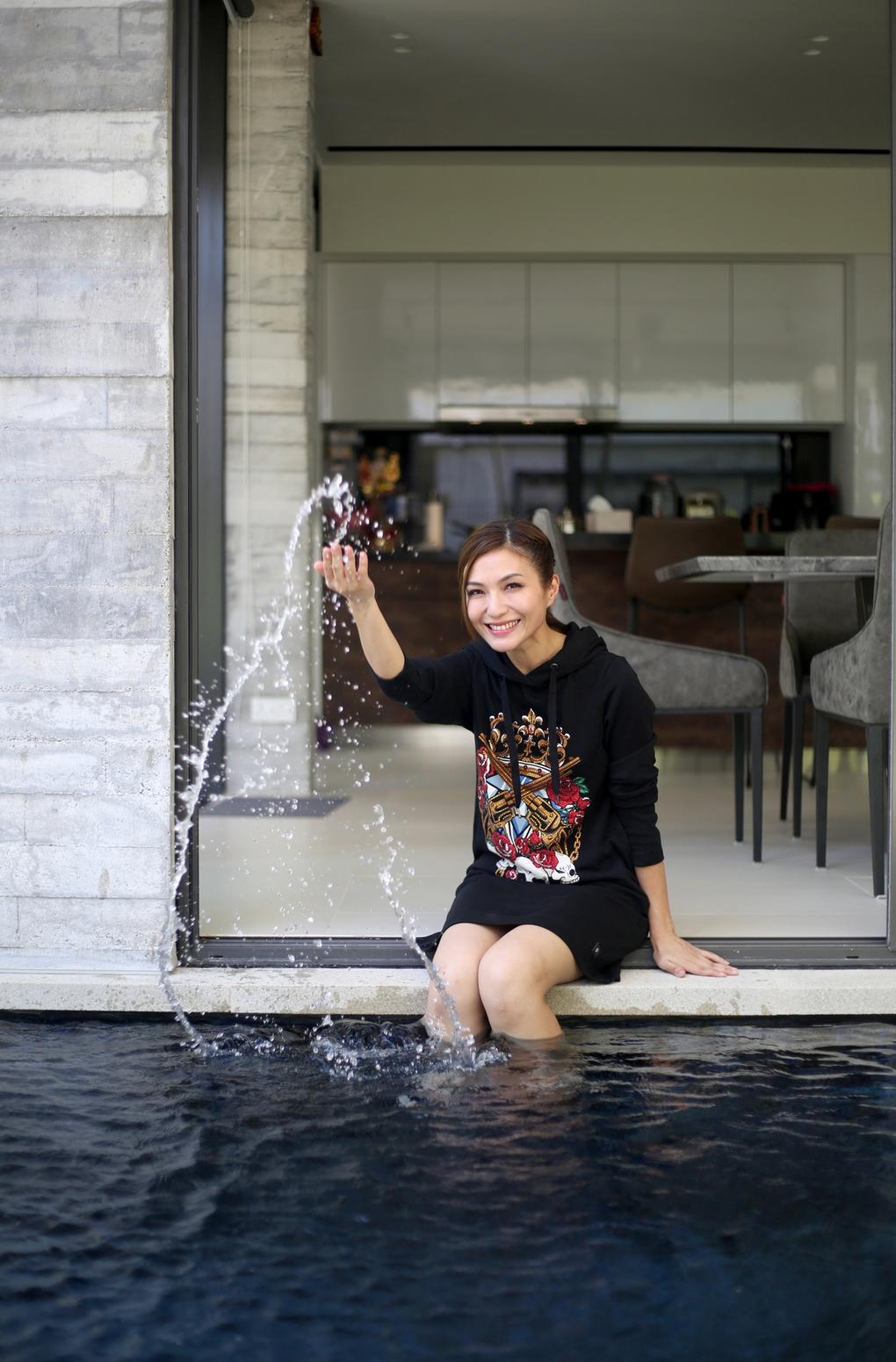 Pokka ambassador Vivian Lai retains endorsement deal while her husband Alain Ong is no longer CEO - Alvinology