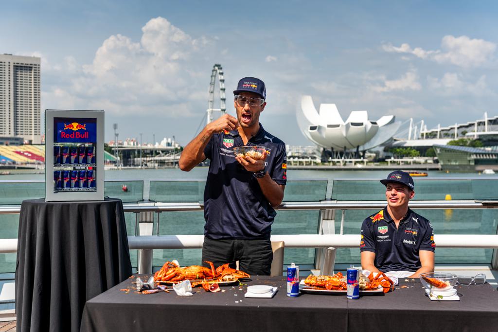 Dan & Max: How Not to Crack A Crab - Alvinology