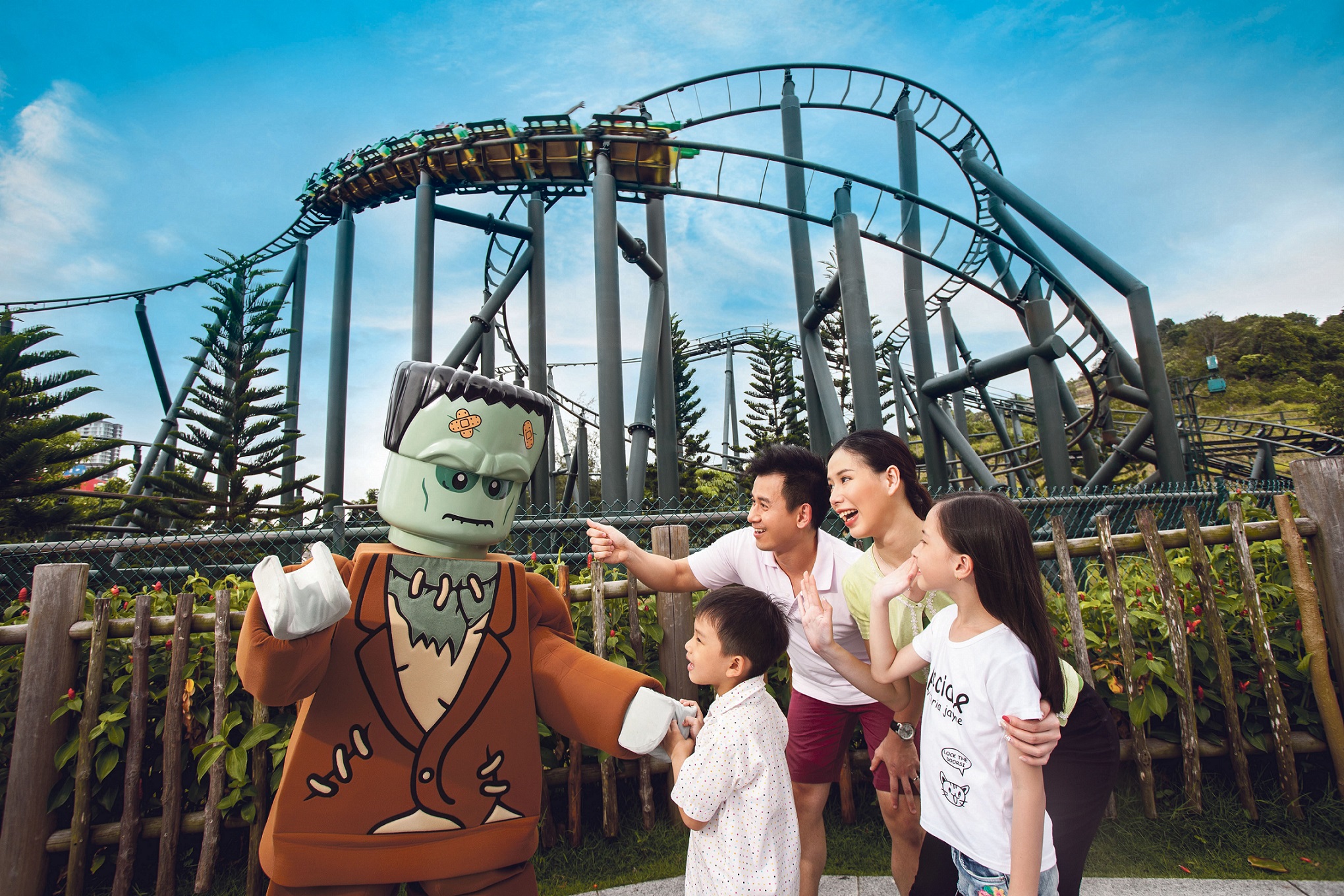 Kids dressed in Spooky Halloween Costume gets FREE Entry to LEGOLAND Malaysia in October and More! - Alvinology